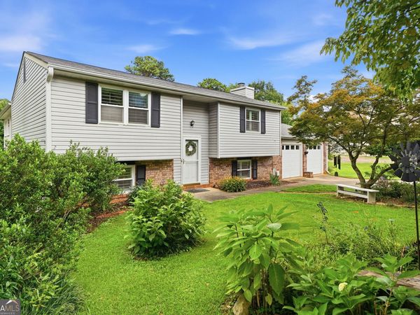 2081 Branch View Drive, Marietta, GA 30062