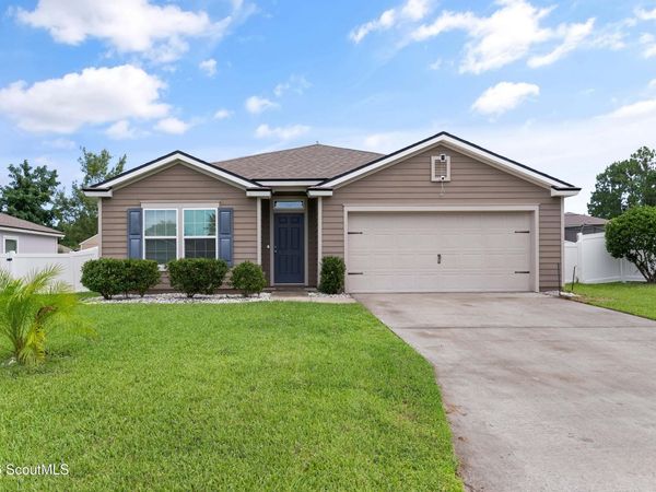 113 Paradise Court , Kingsland, GA 31548