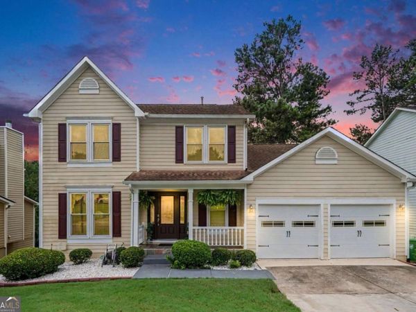1975 Wynhurst Crossing, Stone Mountain, GA 30088