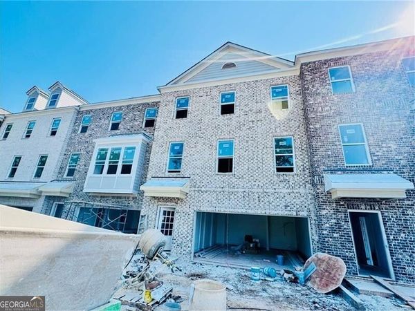 2739 Hallwood Lane, Suwanee, GA 30024