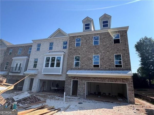 2733 Hallwood Lane, Suwanee, GA 30024