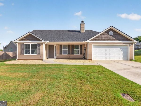 2115 Crown Park Drive, Winder, GA 30680