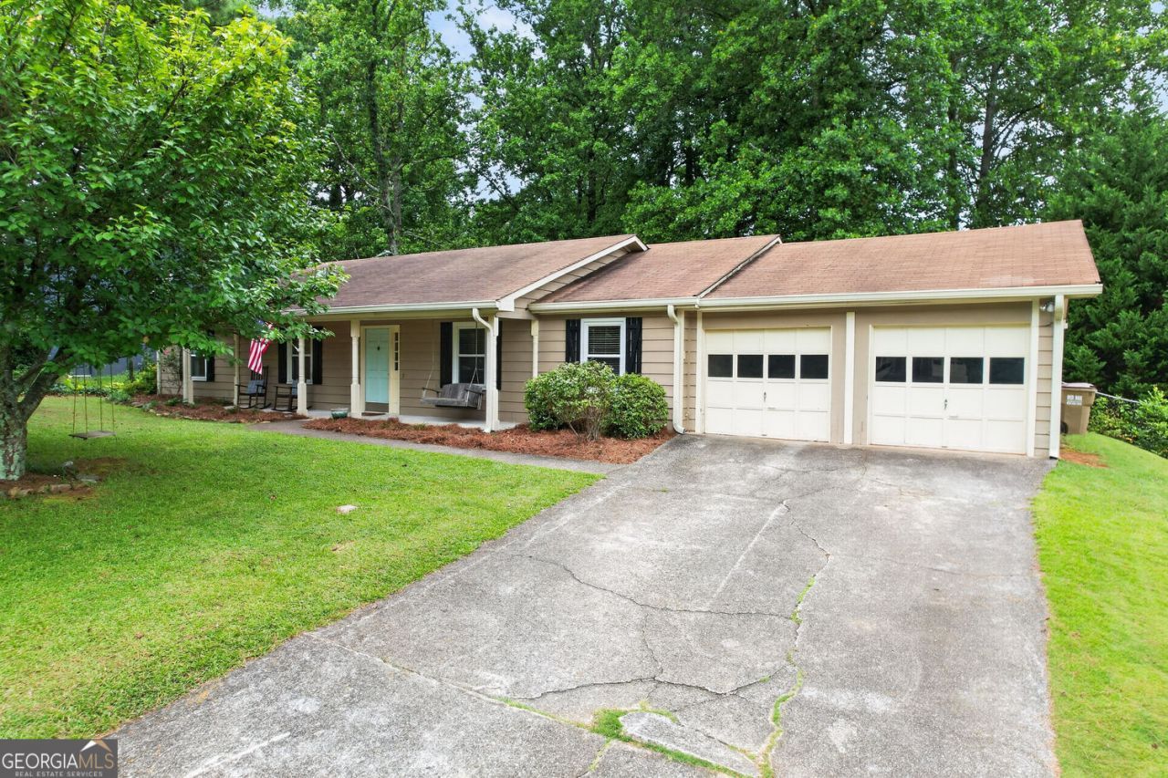 4371 Marsh Road, Marietta, GA 30066 Main Photo