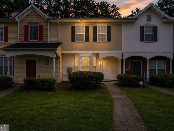 1708 Camden Forrest Trail, Riverdale, GA 30296