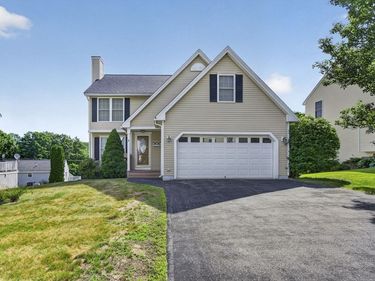 199 Heathrow, Manchester, NH 03104