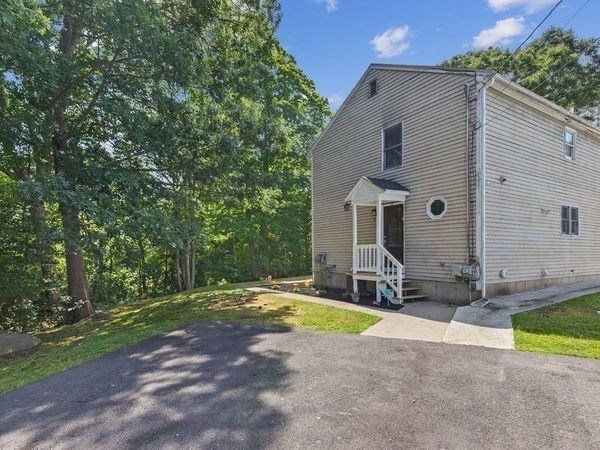 71 Dwinell Rd, Taunton, MA 02780
