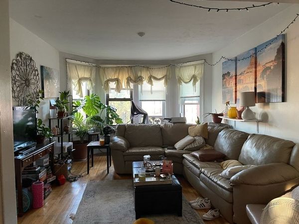 1343 Commonwealth Ave., Unit 1, Boston, MA 02134