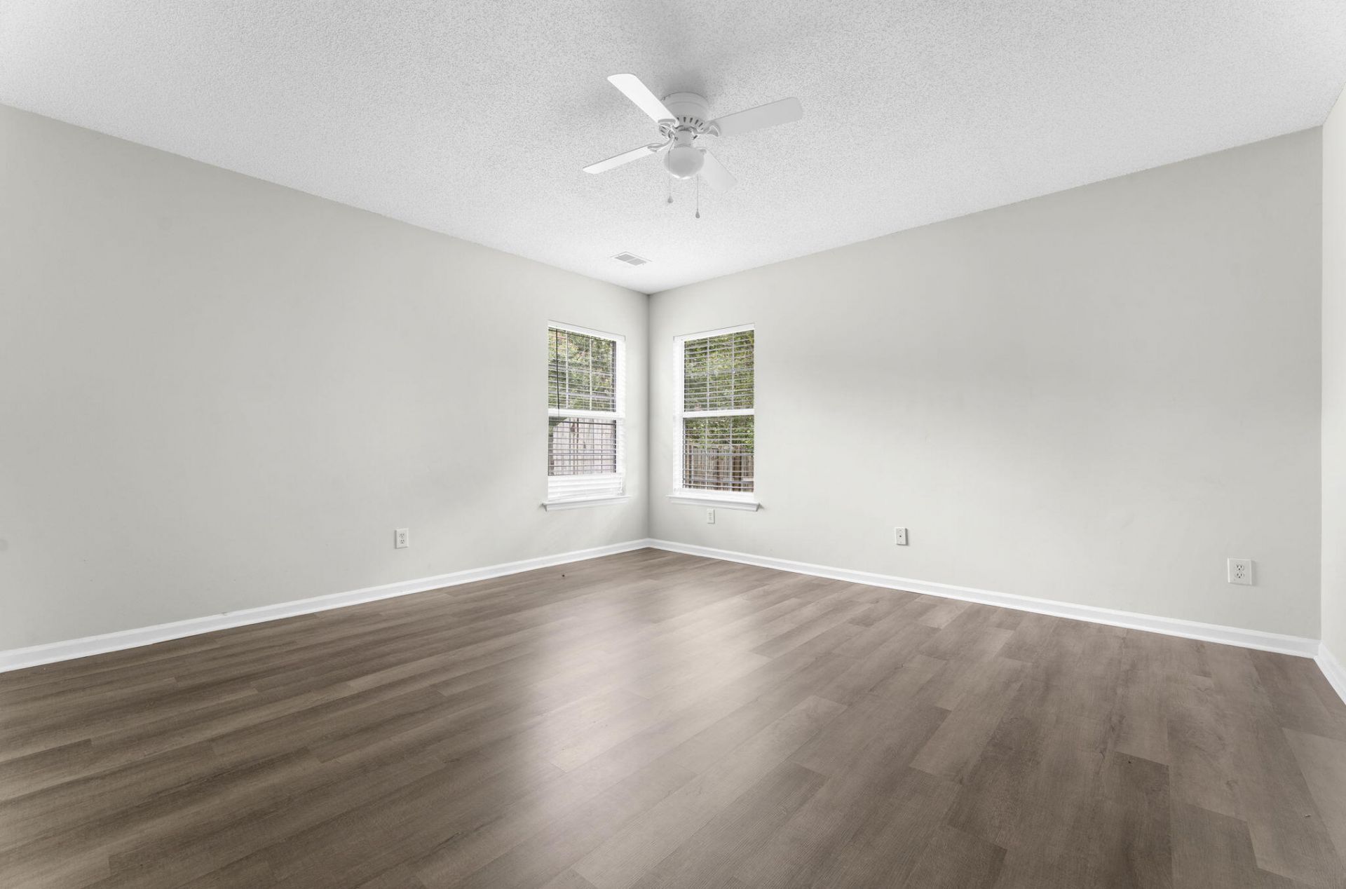 407 Beverly Drive Photo 10