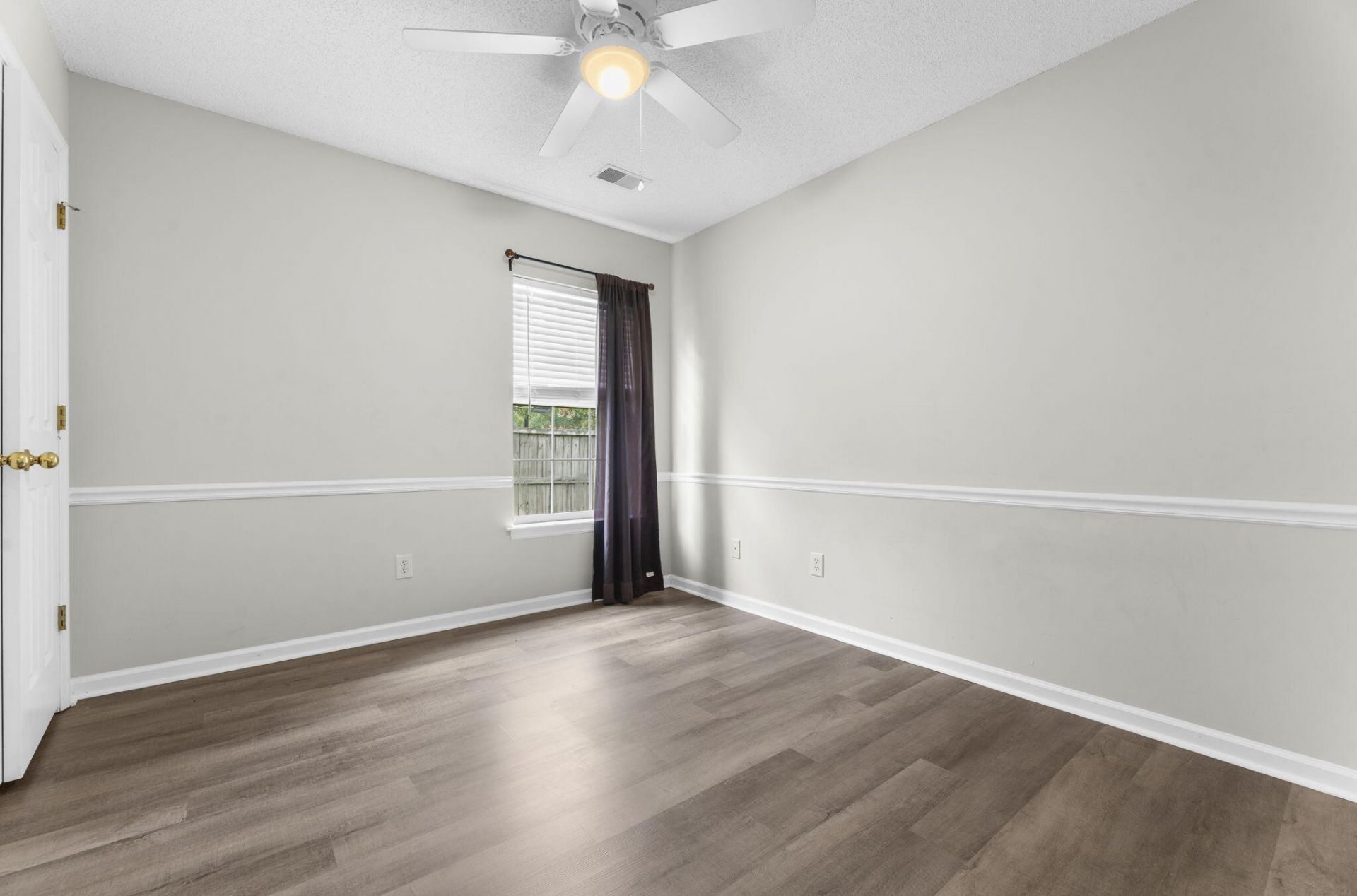407 Beverly Drive Photo 16