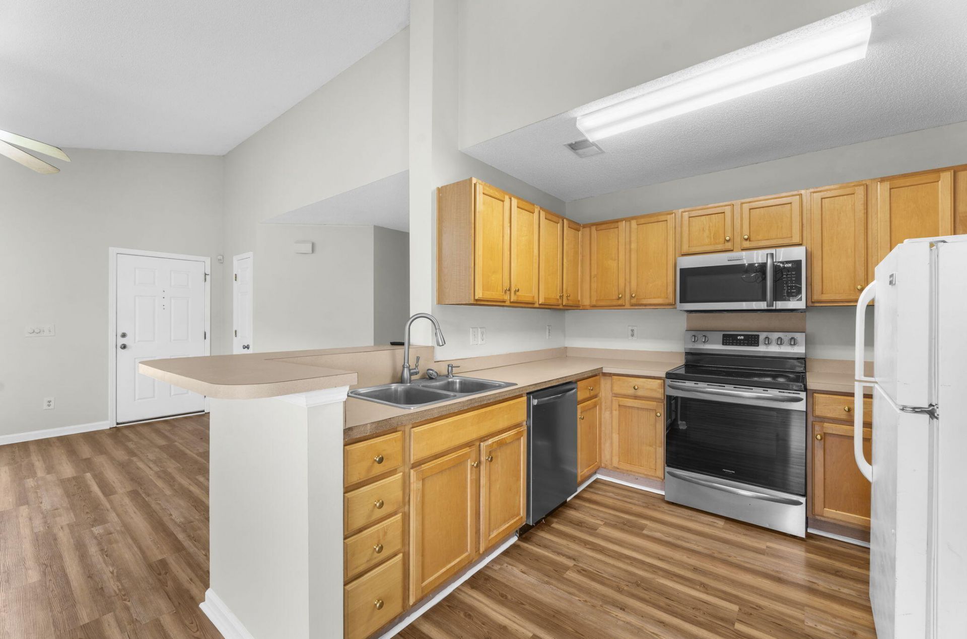 407 Beverly Drive Photo 5