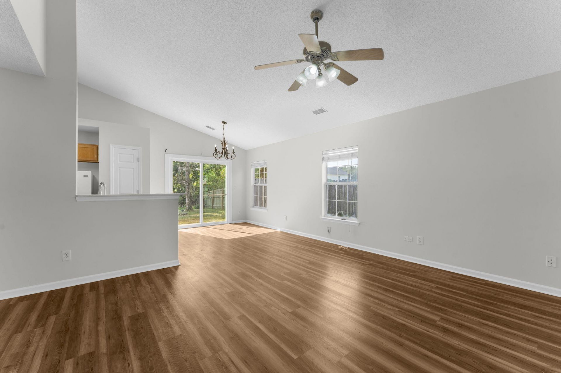 407 Beverly Drive Photo 7