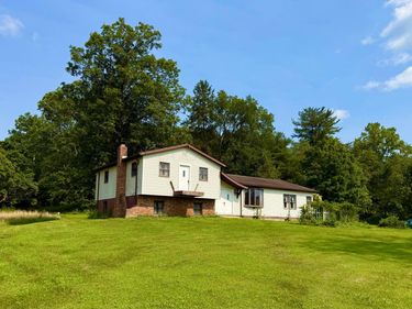 16480 State Route 328 , Logan, OH 43138