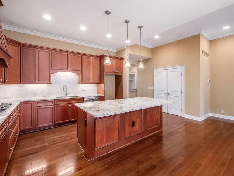 6470 Wesley Way, Westerville, OH 43082 Photo 12