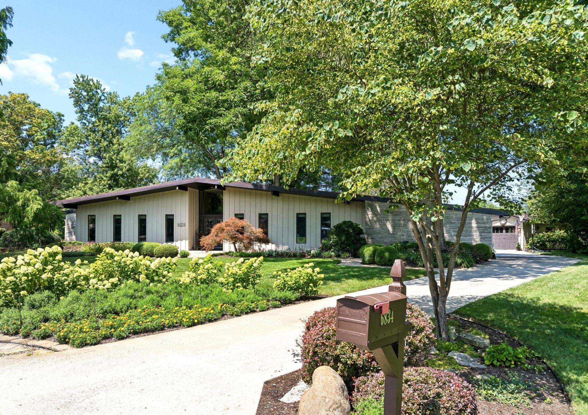 6834 Hardwood Drive , Galloway, OH 43119 Main Photo