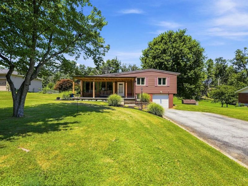 338 Chillicothe Avenue, Hillsboro, OH 45133 Photo 2