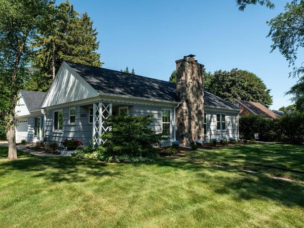 7603 N Fairchild ROAD, Fox Point, WI 53217