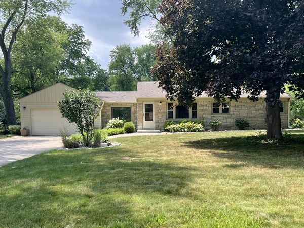 2625 El Rancho DRIVE, Brookfield, WI 53005