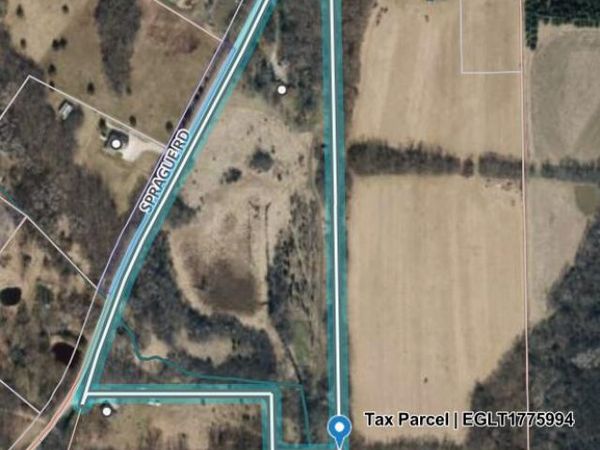 W347S7680 Sprague ROAD, Eagle, WI 53119