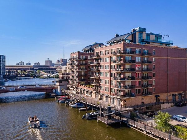 102 N Water STREET, Unit 501, Milwaukee, WI 53202