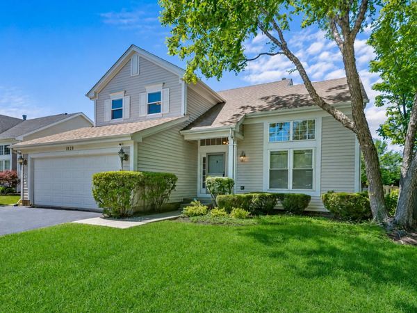 1828 Harrison Avenue , Mundelein, IL 60060