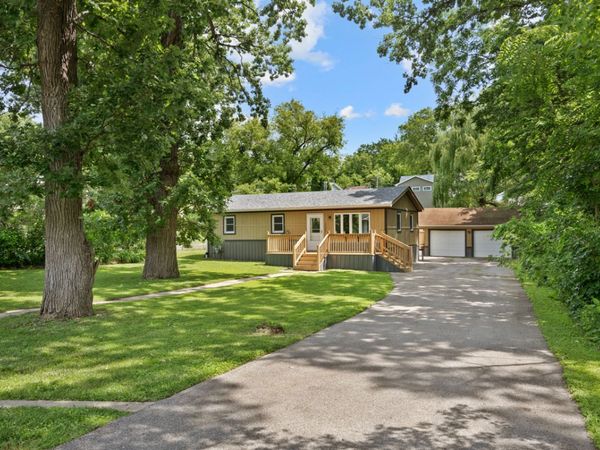 38207 N 3rd Avenue , Spring Grove, IL 60081