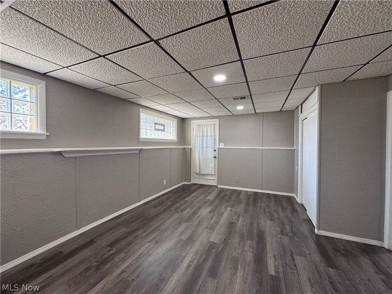 1096 Birch Lane, Cleveland, OH 44109 Photo 23