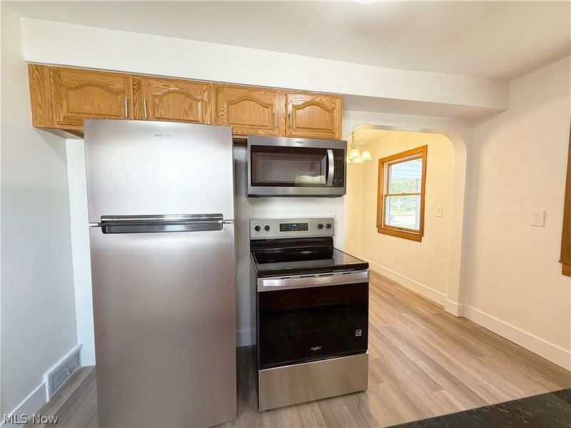 522 Eastern Heights Boulevard , Elyria, OH 44035 Photo 20