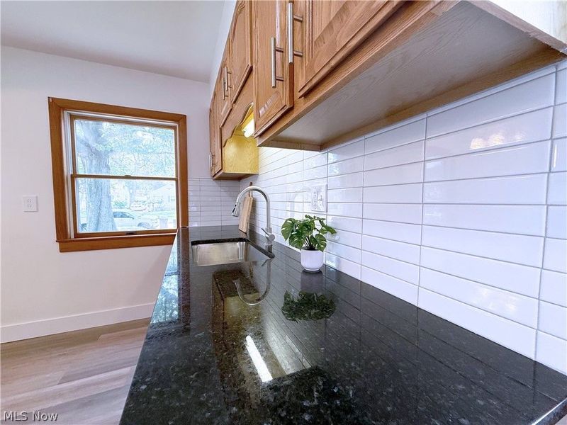 522 Eastern Heights Boulevard , Elyria, OH 44035 Photo 21