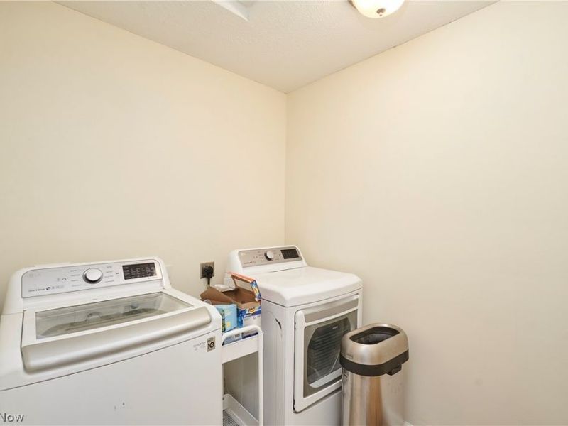 180 Nottingham Way, Wadsworth, OH 44281 Photo 15