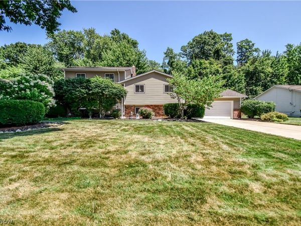 6515 Chase Drive , Mentor, OH 44060