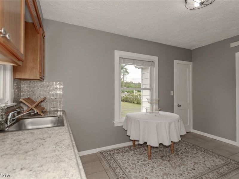 7987 Euclid Chardon Road, Kirtland, OH 44094 Photo 10