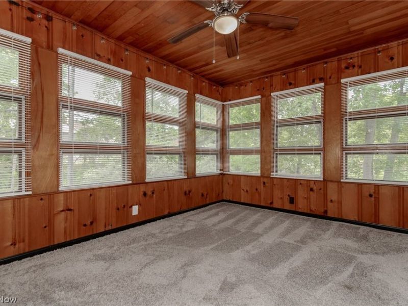 7987 Euclid Chardon Road, Kirtland, OH 44094 Photo 18
