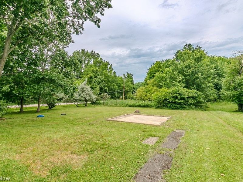 7987 Euclid Chardon Road, Kirtland, OH 44094 Photo 5