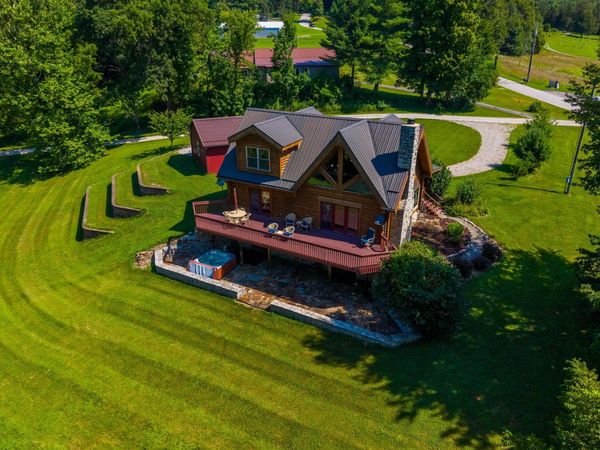 3835 Liberty Lane, Nashville, IN 47448
