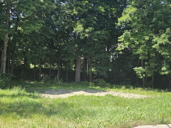 41 Hillside Street , Baileyville, ME 04694