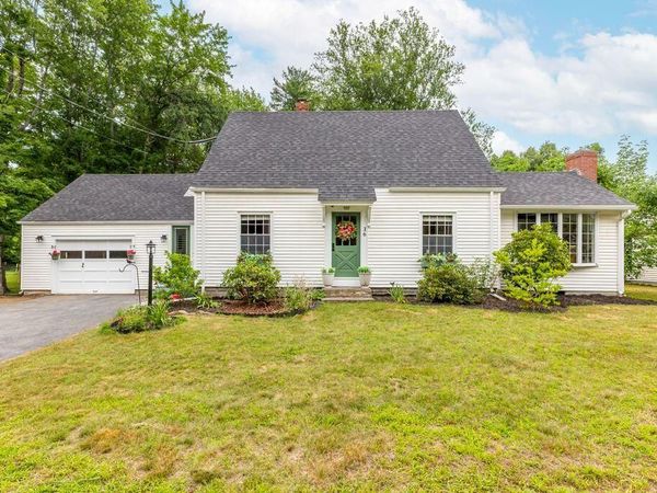 36 Narragansett Street , Gorham, ME 04038