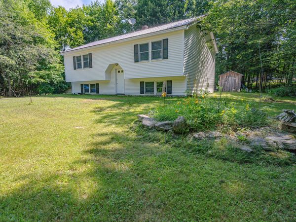 67 Plummer Road , Palermo, ME 04354
