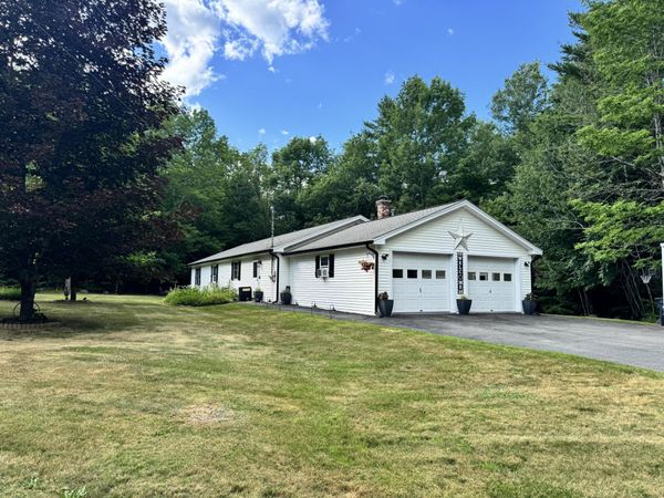 692 Irish Road , Levant, ME 04456