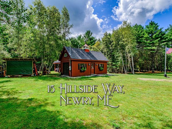 15 Hillside Way , Newry, ME 04261