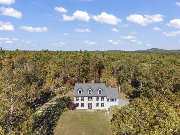 3 Bhoireann Lane , York, ME 03909