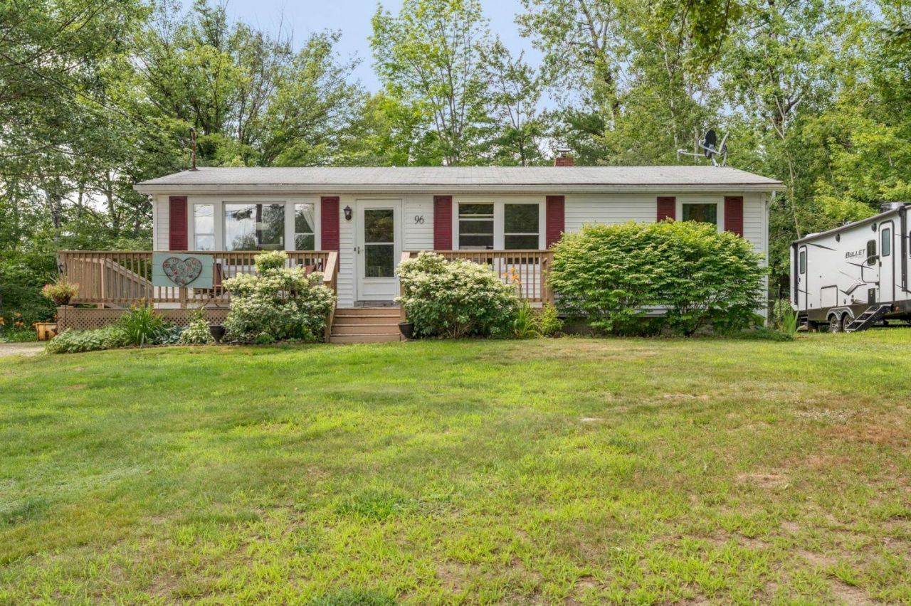 96 Sunset Avenue, Wilton, ME 04294 Main Photo