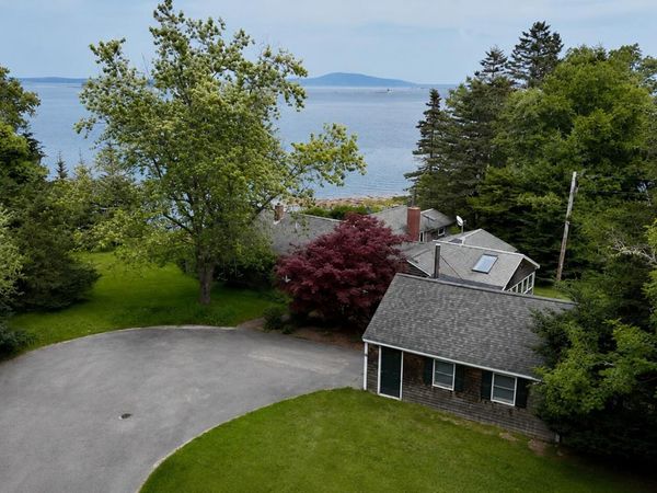11 Prospero Lane , Brooklin, ME 04616
