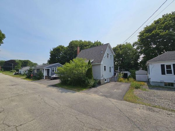 9 Home Street , Sanford, ME 04073