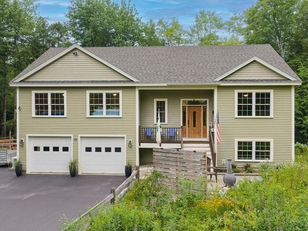 20 Cross Ridge Drive, Windham, ME 04062