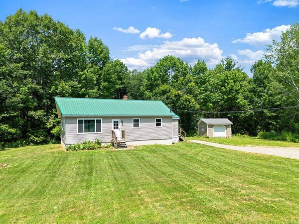 211 Dinsmore Road , Sidney, ME 04330