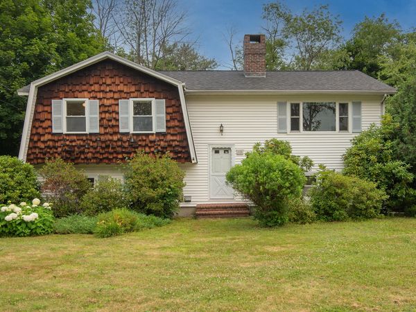 12 Wendy Way, Saco, ME 04072