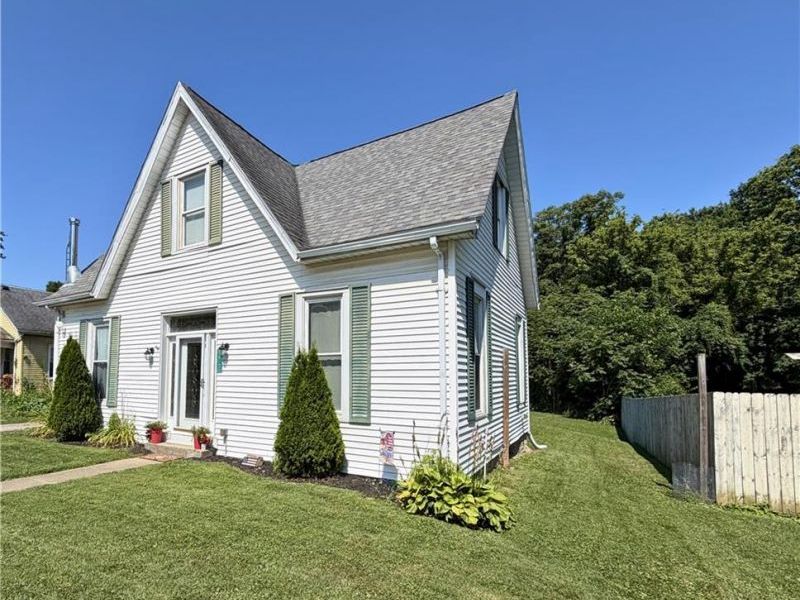 47 Maple Street, Harveysburg, OH 45032 Photo 2