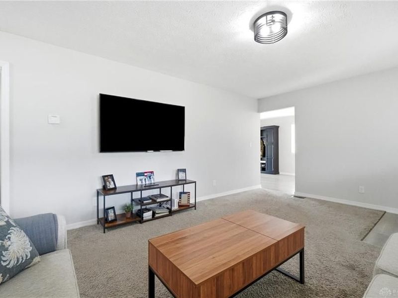 1853 Pueblo Drive, Xenia, OH 45385 Photo 6
