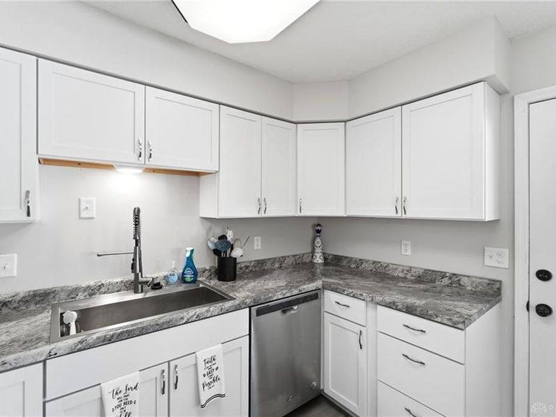 1853 Pueblo Drive, Xenia, OH 45385 Photo 7