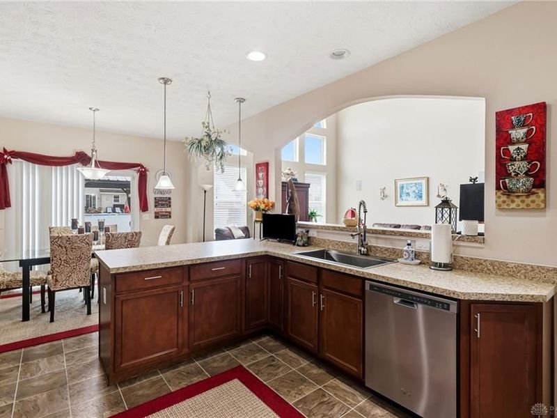 4236 Silver Oak Way, Huber Heights, OH 45424 Photo 14